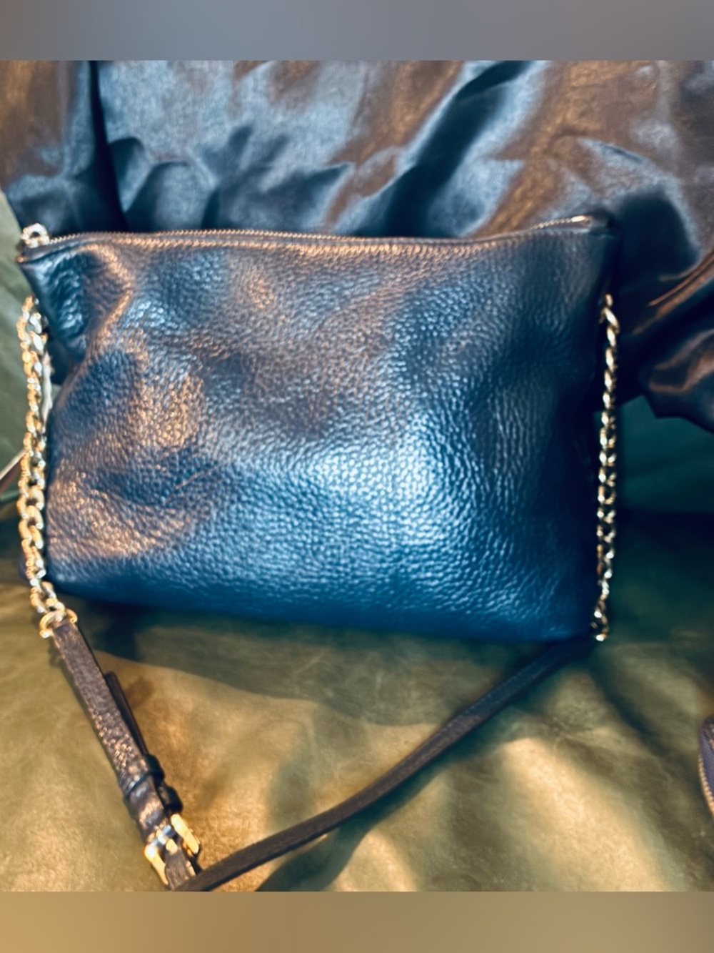 Michael Kors Dark Navy Soft Pebbled Leather Crossbody Set with Gold hardware - Picture 12 of 14